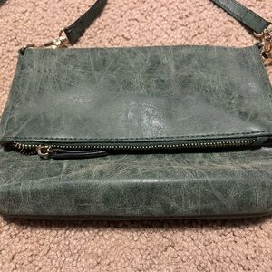 Simple green purse